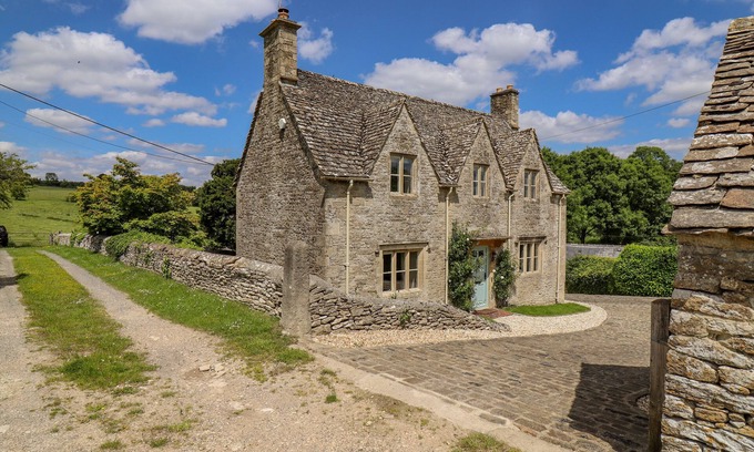 Chedworth House | Family-Friendly NO 1 EASTINGTON with Open Fire in Northleach