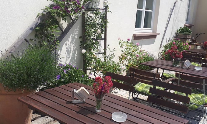 Grafendhron Apartment | Guest Rated 10/10: Ofeneck FeWo - Family-Friendly Retreat