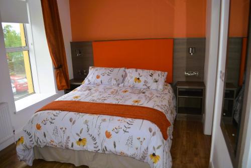 Carndonagh Bed & Breakfast | Family-Friendly Retreat at No 1 The Arch Hotel