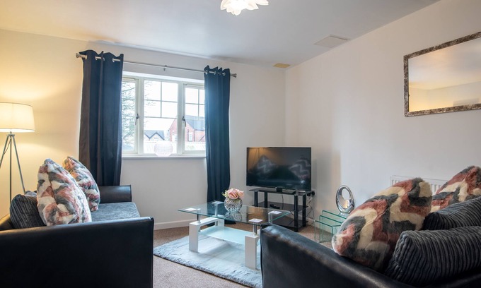 Mansfield Apartment | Comfortable 2-Bedroom Apartment at No 10 Nursery Convent