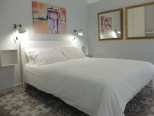 Birgu House | Explore No. 17 Birgu: Family-Friendly Stay with Kitchen