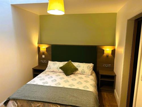 Carndonagh Bed & Breakfast | Top-Rated Family Hotel with Pool - No 2 The Arch