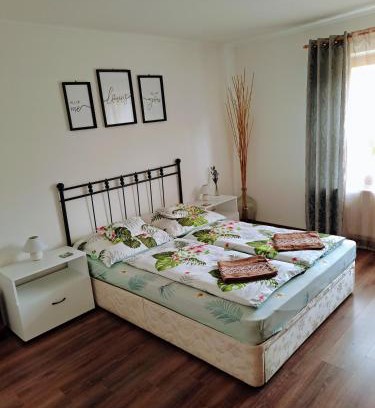 Szilvasvarad Apartment | Pet-Friendly No°21 Apartman with Breakfast & High Ratings