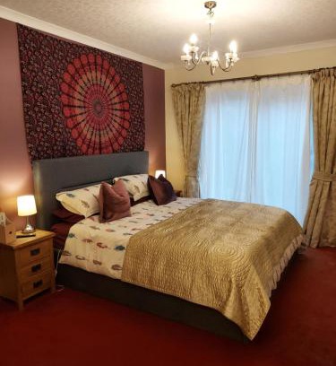 Street Bed & Breakfast | No 29 Grange Avenue