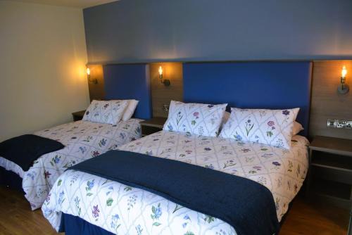 Carndonagh House | Relax at No 3 The Arch: Family-Friendly with Pool Access