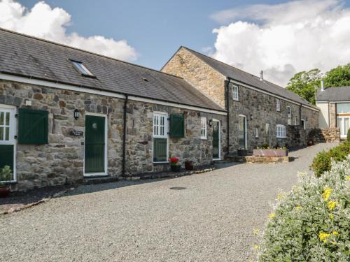Capel Coch House | Pet-Friendly Retreat at No 3 The Dairy - Guest Rated 10/10