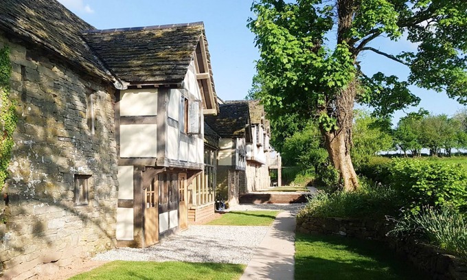 Kington House | Discover No 3 The Threshing Barn at Penrhos Court