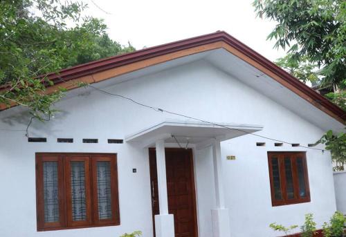 Nalagasdeniya Villa | Family-Friendly No-37 Home: Guest Rated 10/10