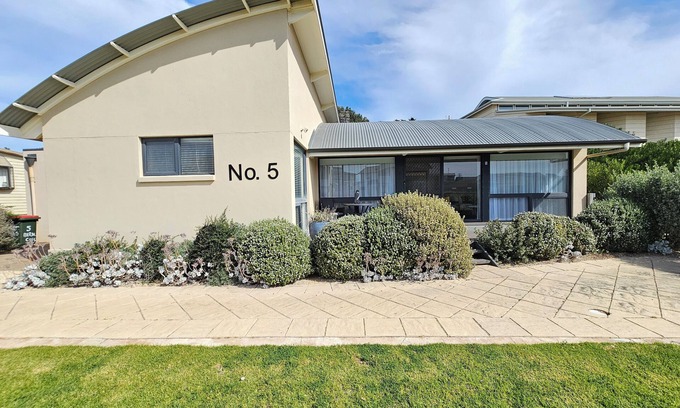 Waterhouse House | Discover No 5: Ocean Blue Views & Family-Friendly Amenities