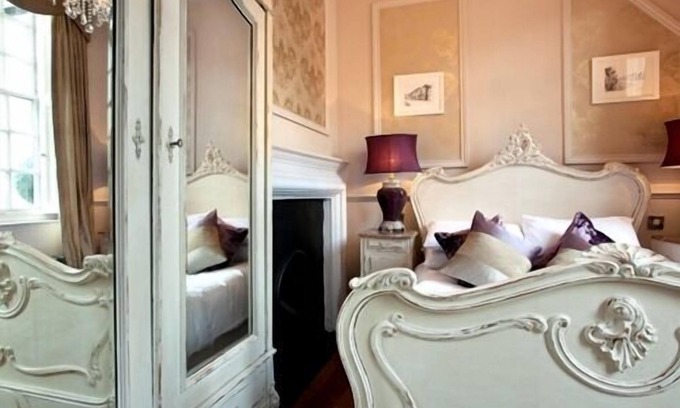 West Malling Hotel | Discover No.64 at the Joiners: 4-Star Comfort Awaits