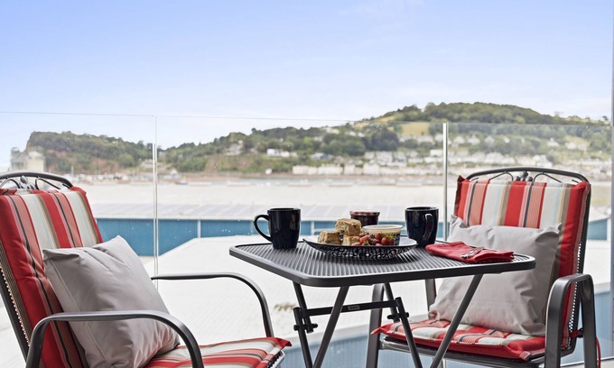 Teignmouth Apartment | Discover No. 8 Grand Banks with Spa and Hot Tub Amenities