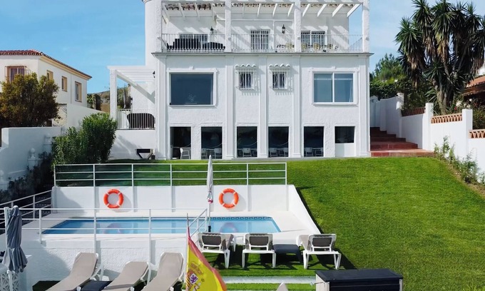 Benalmadena Villa | Convenient Getaway: Pet-Friendly with Ocean Views and More
