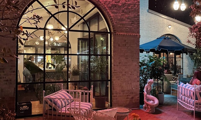 Oak Cliff House | Relax in a Renovated 2Bd Unit with Breakfast in Bishop Arts