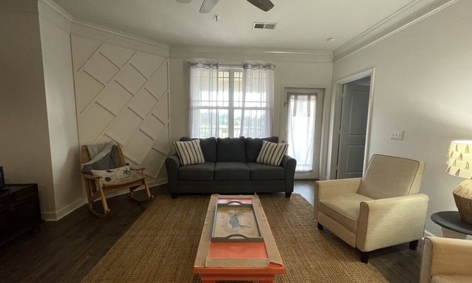 Calabash Condo | Tranquil Escape: Family-Friendly Stay with Pool & Kitchen