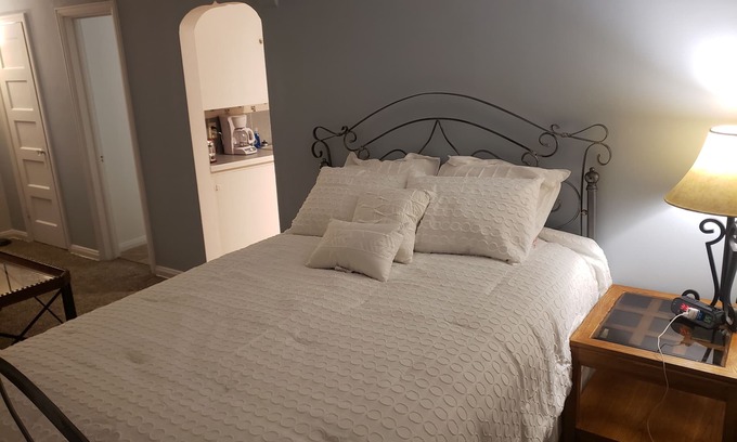 Wichita Apartment | Comfortable Stay with Breakfast and Kitchen Amenities