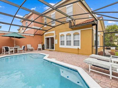 Kissimmee House | No Resort Fee, Near Disney, 4 Bd with Private Pool