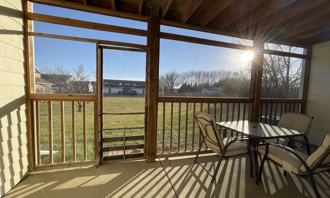 Tea House | Accessible Getaway with Garage & Screened Patio Awaits