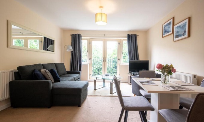 Mansfield Apartment | Family-Friendly Stay at No16 Nursery Convent, Rated 8/10