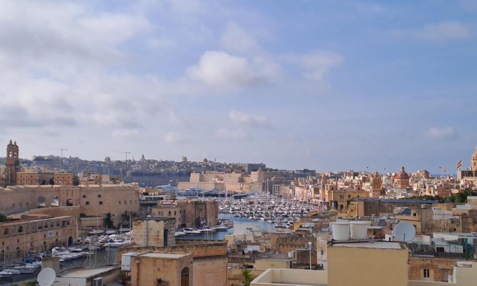 Cospicua House | Child-Friendly Retreat at No18 Cospicua - Guest Rated 8.4