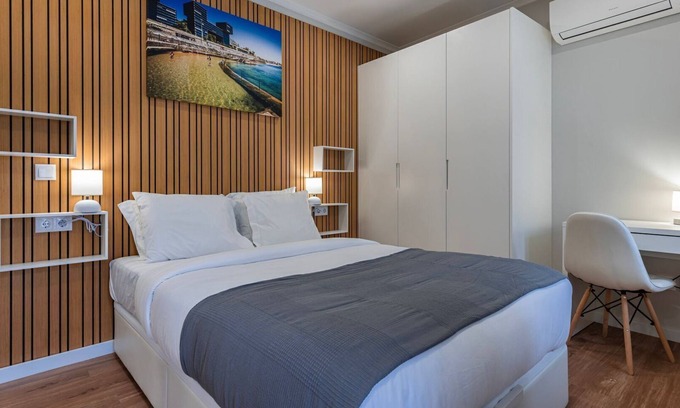 Barrio Santana Apartment | Family-Friendly Zebra Studio at Noah's Ark by LovelyStay