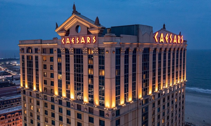 Atlantic City Hotel | Experience Nobu Hotel at Caesars Atlantic City: 5-Star Luxury