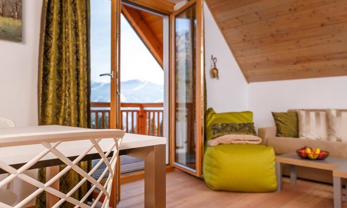 Bad Kleinkirchheim Apartment | Ocean View Retreat at Nockalm T1 - Eschenweg Appartements