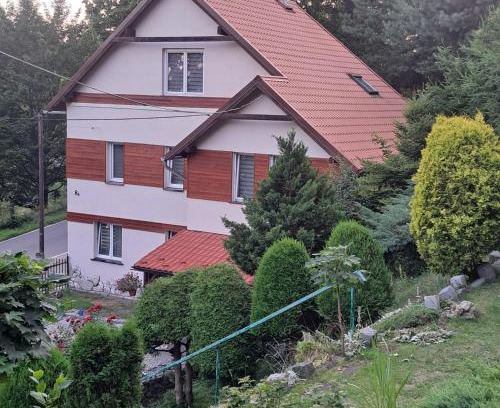 Srebrna Gora House | Pet-Friendly Retreat at Noclegi Srebrna Góra - Rated 8.9