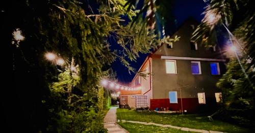 Swiebodzice House | Pet-Friendly Oceanfront Stay at Noclegi WOKU - 8.2/10 Rated