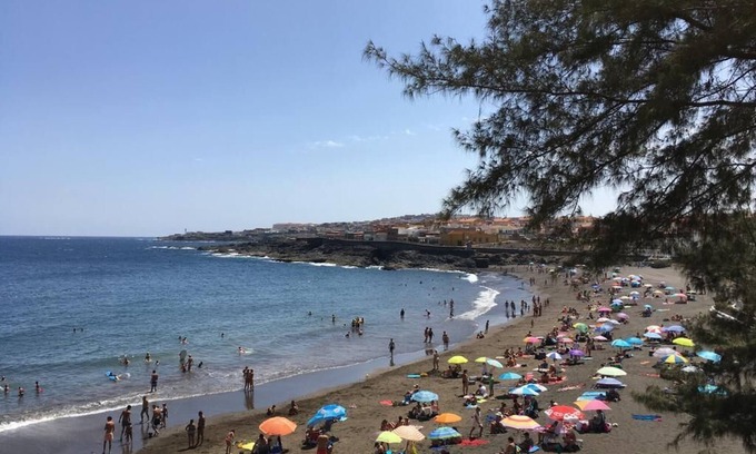La Garita Condo | Experience Noelia La Garita Beach: Rated 10/10 for Relaxation