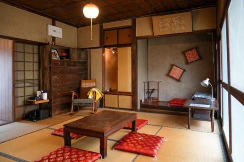 Nogata Apartment | Charming Hidden Retreat in Nogata's Shopping District