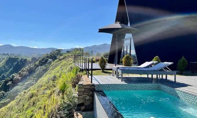 Santiago Province Villa | Discover Noir Cabin: A Cozy Afire Mountain Retreat