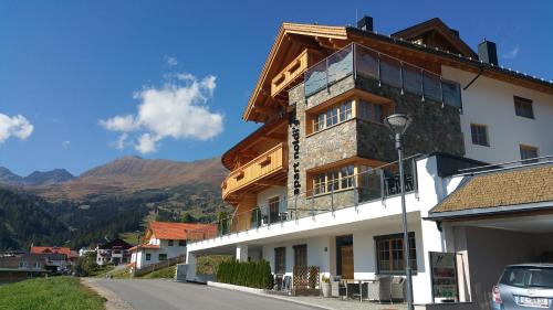 Serfaus Apartment | Discover Noldis Apart: Pet Friendly & Spa Retreat Awaits