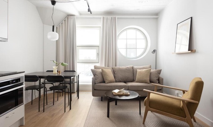 Helsinki City Centre Hotel | Delightful Noli Katajanokka II: 4-Star Pet-Friendly Escape