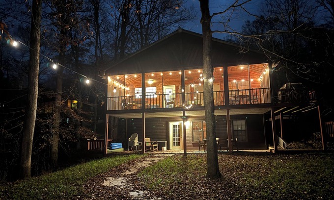Clarkson House | Top-Rated Nolin Lakefront Cabin with Scenic Lake View