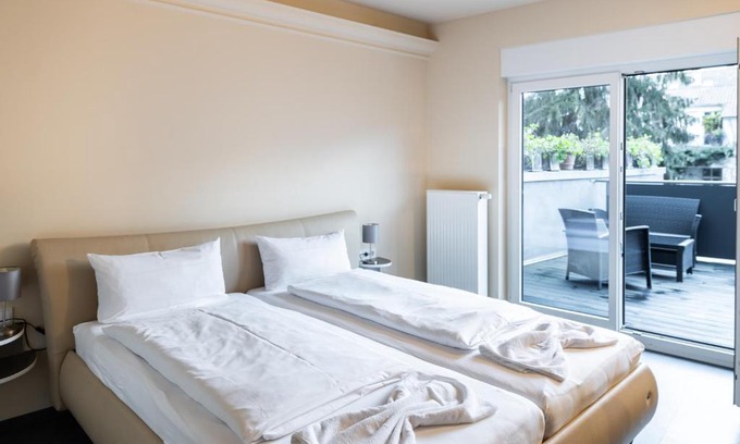 Heidelberg Apartment | Comfortable Nomad Serviced-Apartments: Pet-Friendly & Family-Oriented