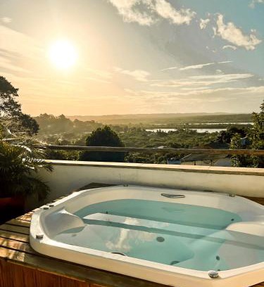 Itacare Apartment | Exceptional Nomads Flats with Breakfast & Hot Tub Access