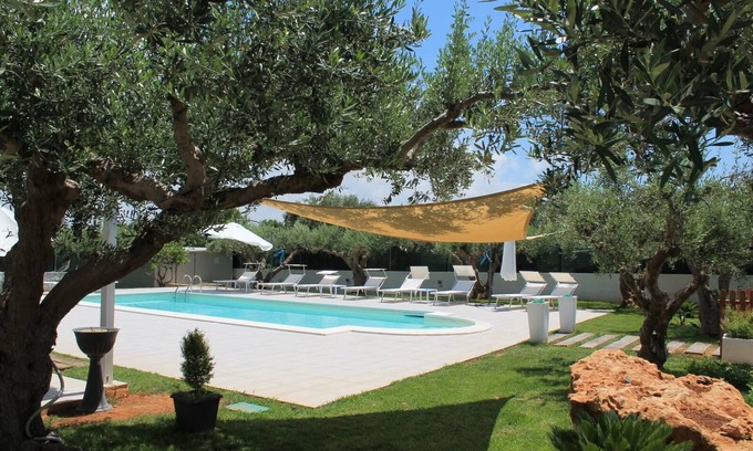 Marsala Bed & Breakfast | Comfortable Double Studio with Pool and Breakfast Included
