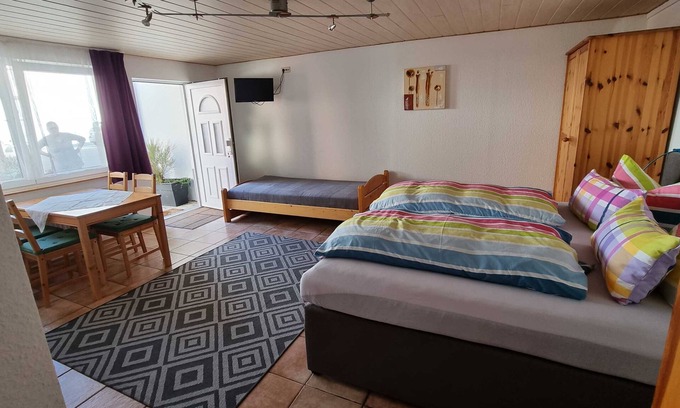 Rust Apartment | Guest Rated 10/10: Non-Matrimonial Room at Gästehaus Gravell
