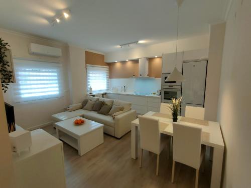 L'Olivereta Apartment | Relaxing Retreat at Non Stress Turia - Family Friendly Stay