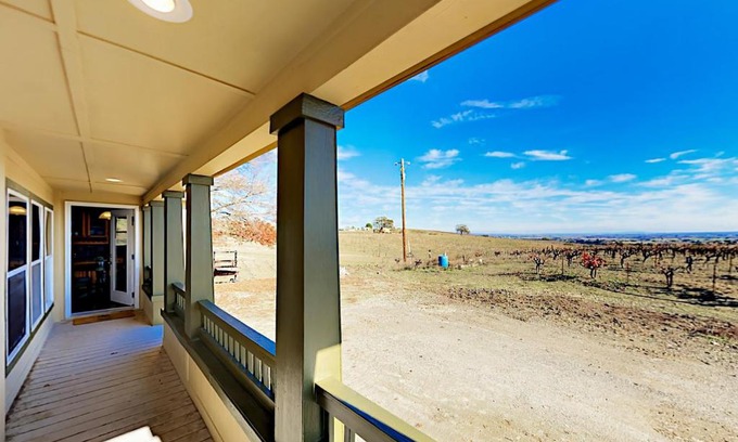 Paso Robles House | Unforgettable Nonpariel Escape: Pet & Child Friendly Stay