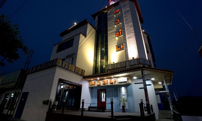 Nonsan Hotel | Eco-Friendly Nonsan Yegrina with Breakfast and Kitchen