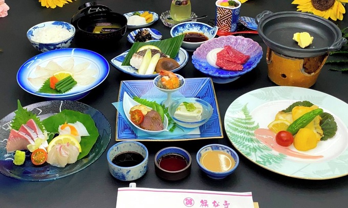 Hirado Hotel | Cozy Nonsmoking Retreat with Meals in Hirado, Nagasaki