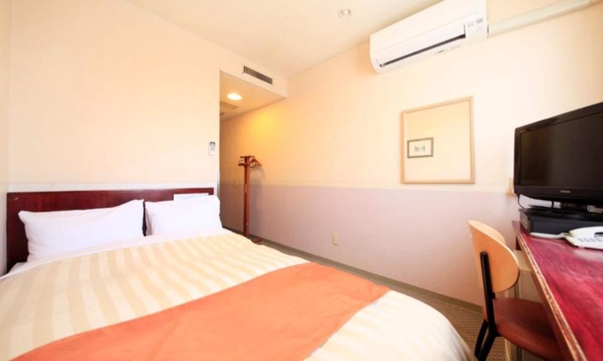 Fujinomiya Hotel | Comfortable Nonsmoking Room with Mt. Fuji Views