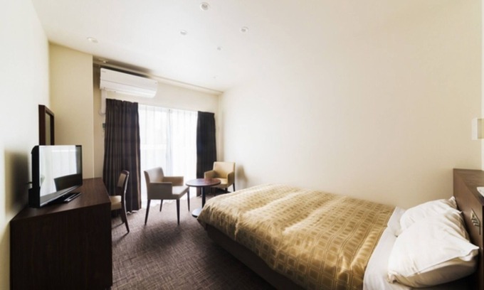 Izumisano Hotel | Modern Double Room in Izumisano City, Osaka - Family Friendly