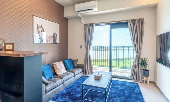 Gushi Hotel | Nonsmoking Family room Weekly Parking guaran/Naha Okinawa