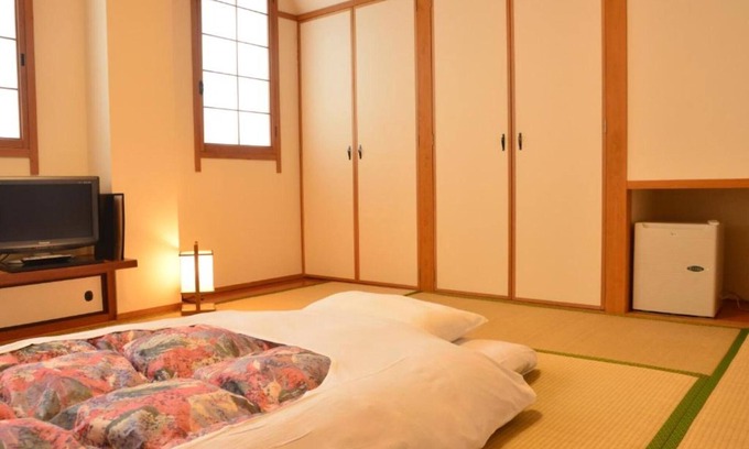 Ozu Hotel | Cozy Japanese Style Room with Breakfast in Ozu, Ehime