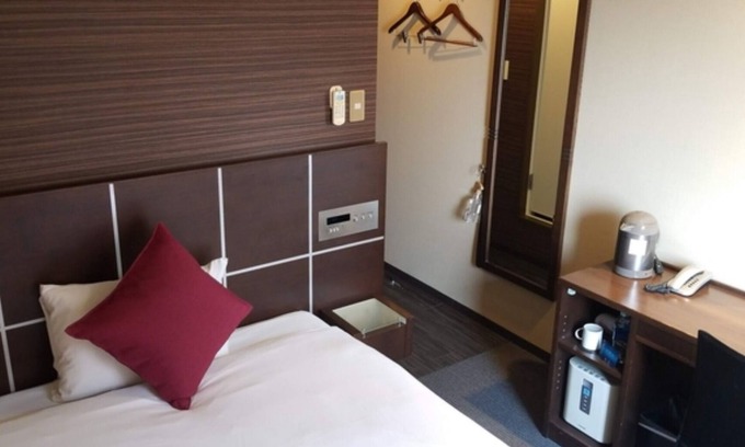 Okazaki Hotel | Comfortable Nonsmoking Room with Free Breakfast in Okazaki