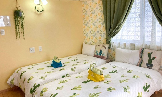 Yonabaru Apartment | Cozy Twin Cactus Room 201 in Shimajiri-gun, Okinawa