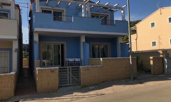 Viddalba Apartment | Oceanfront Bliss at Nonsolomare VIDDALBA - 10/10 Rated