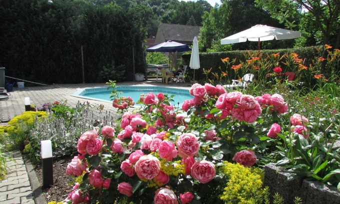Meissen House | Unforgettable Oceanfront Escape at NoOaks - Rated 9/10